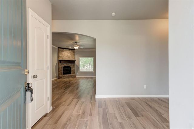 8720 Tall Oaks Drive, Guthrie, OK 73044