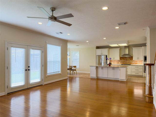 4336 Darsey Street, Bellaire, TX 77401