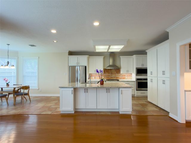 4336 Darsey Street, Bellaire, TX 77401