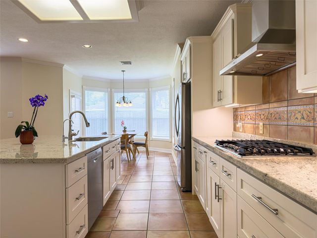 4336 Darsey Street, Bellaire, TX 77401