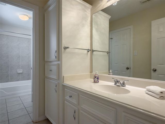 4336 Darsey Street, Bellaire, TX 77401