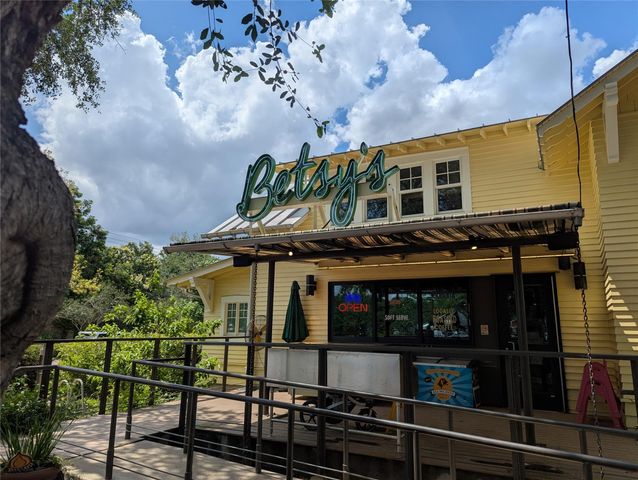 4336 Darsey Street, Bellaire, TX 77401