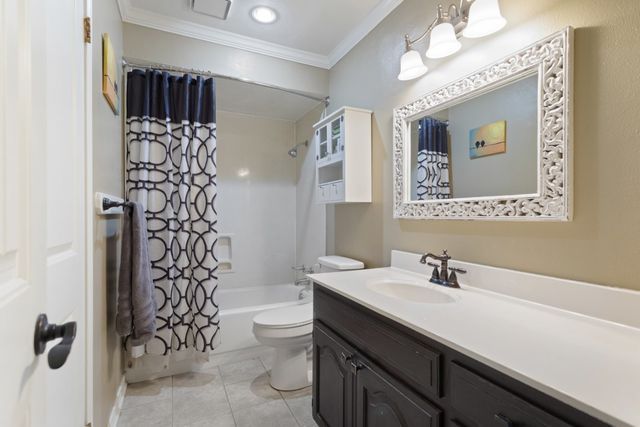 412 Hideaway Lane E, Hideaway, TX 75771