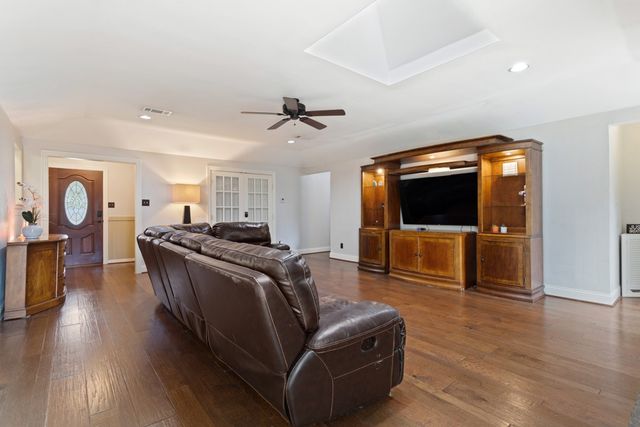 412 Hideaway Lane E, Hideaway, TX 75771