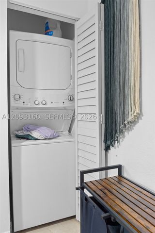 1810 NE 15th Ave 1810, Fort Lauderdale, FL 33305