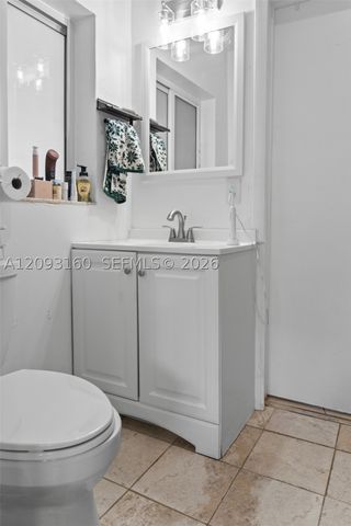1810 NE 15th Ave 1810, Fort Lauderdale, FL 33305