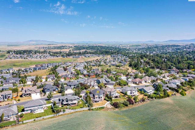 1105 SW Meyer, Pullman, WA 99163