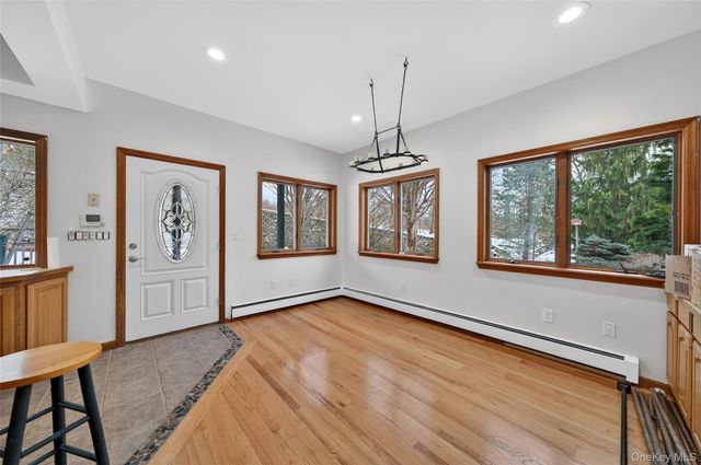 558 Pine Hill Road, Chester, NY 10918