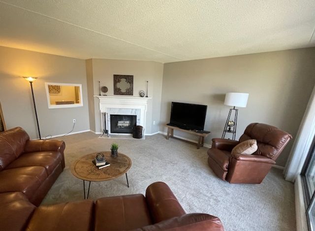 1077 Sibley Memorial Highway 305, Saint Paul, MN 55118