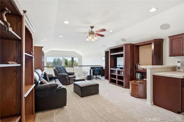 28481 Oasis View Circle, Menifee, CA 92584