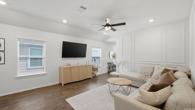 2913 Brogan, New Braunfels, TX 78130