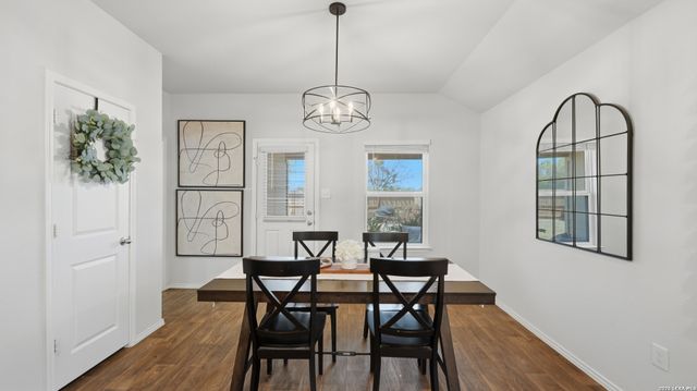 2913 Brogan, New Braunfels, TX 78130