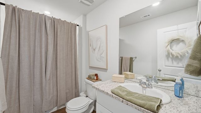 2913 Brogan, New Braunfels, TX 78130