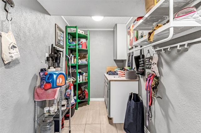 2405 Thistle Court, Euless, TX 76039