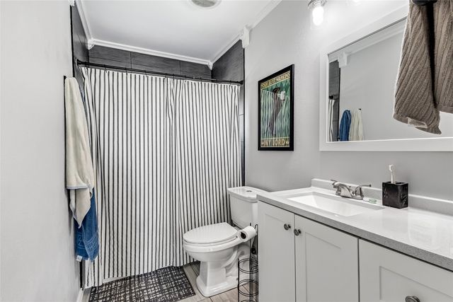 2405 Thistle Court, Euless, TX 76039