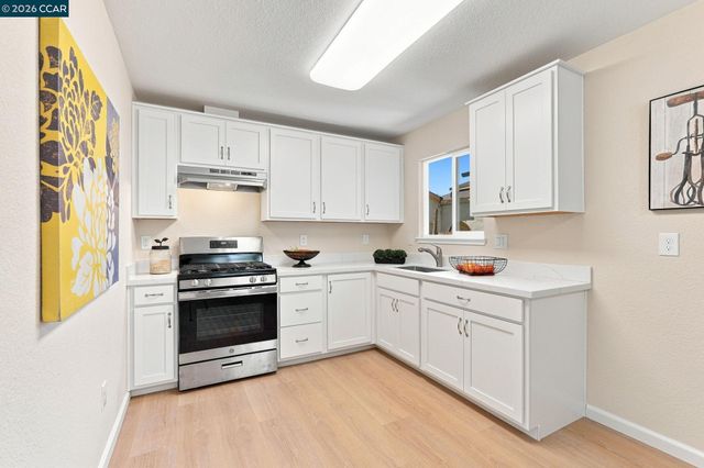 215 W 12th Street, Pittsburg, CA 94565