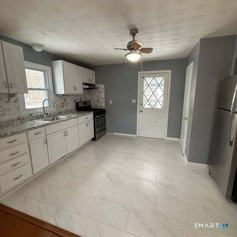 290 Priscilla Street, Bridgeport, CT 06610