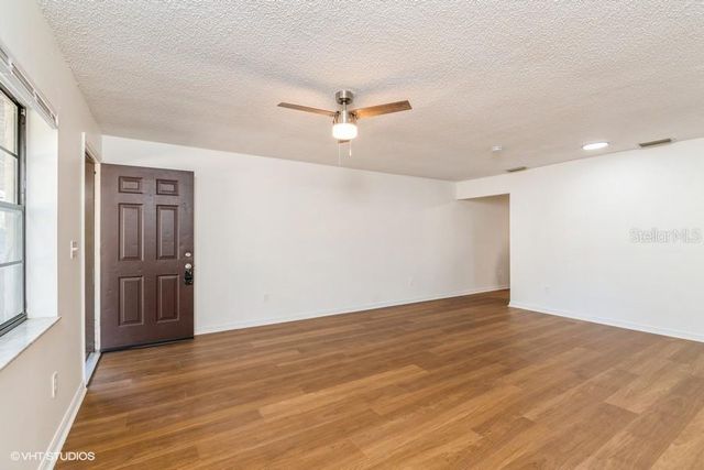 2522 NW 4TH TERRACE 2522, Gainesville, FL 32609