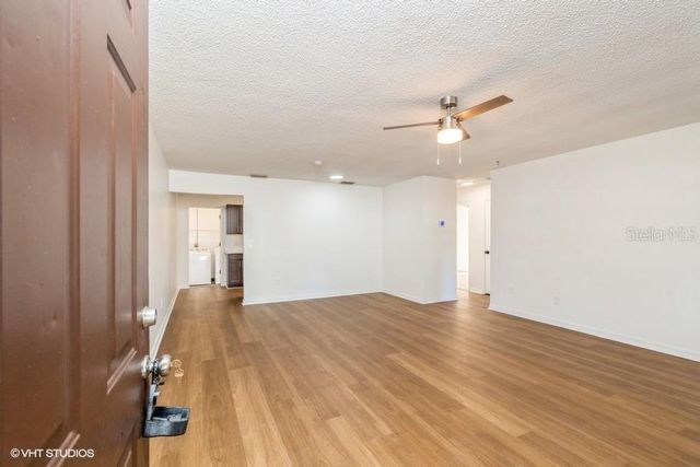 2522 NW 4TH TERRACE 2522, Gainesville, FL 32609