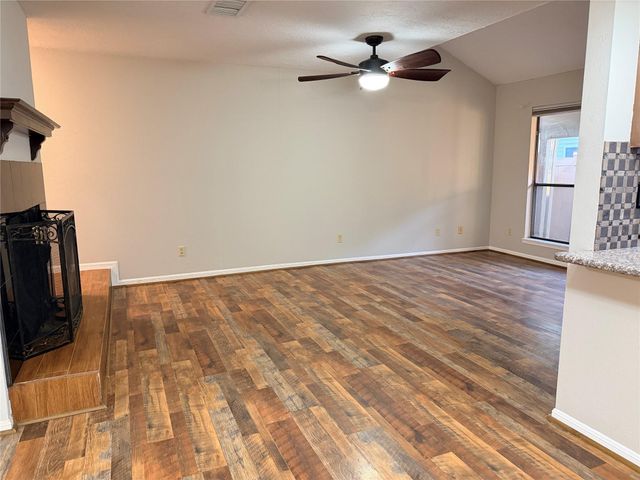 2379 Briarwest Boulevard 93, Houston, TX 77077