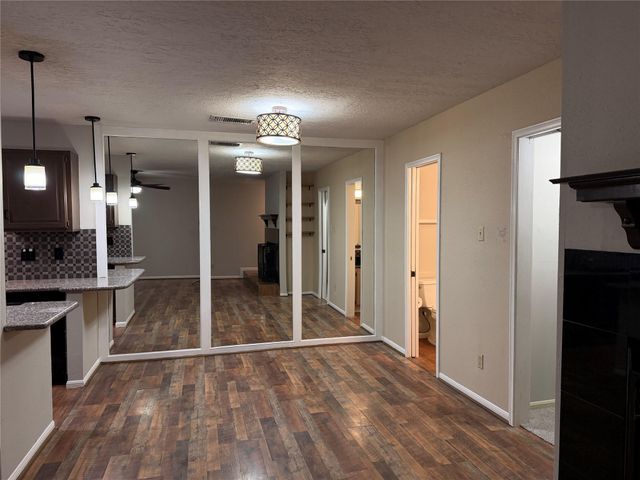 2379 Briarwest Boulevard 93, Houston, TX 77077