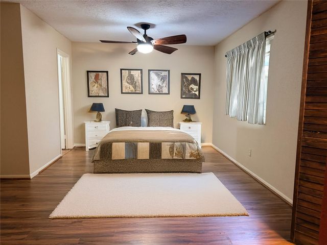 2379 Briarwest Boulevard 93, Houston, TX 77077