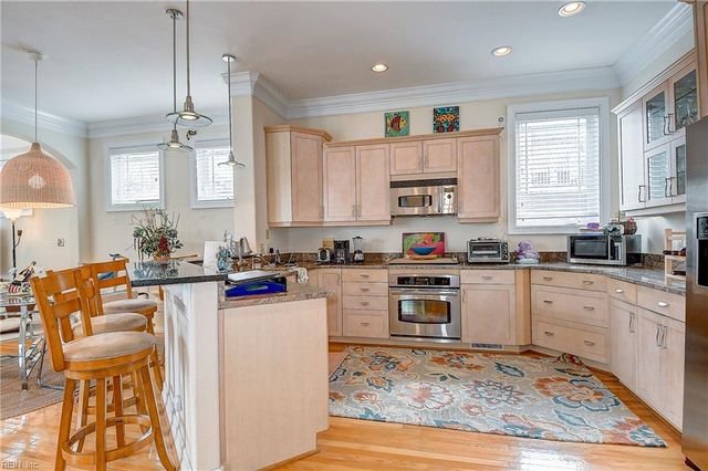 5512 Holly RD, Virginia Beach, VA 23451