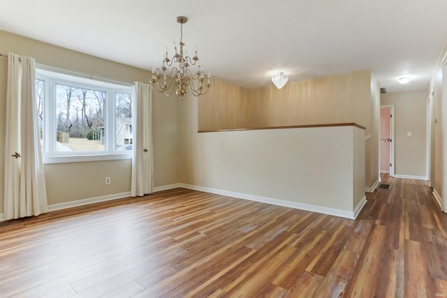 6677 Concord Drive, Newburgh, IN 47630