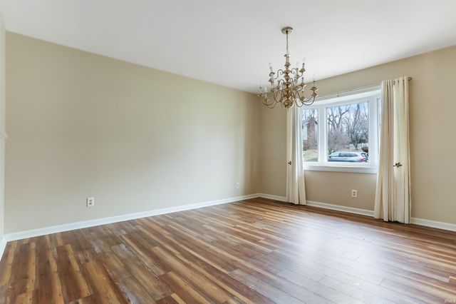 6677 Concord Drive, Newburgh, IN 47630