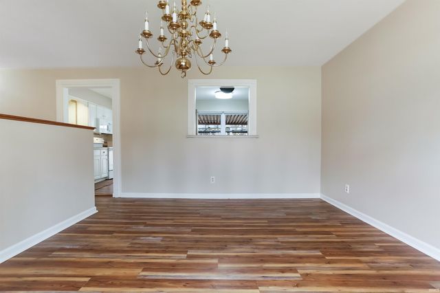 6677 Concord Drive, Newburgh, IN 47630