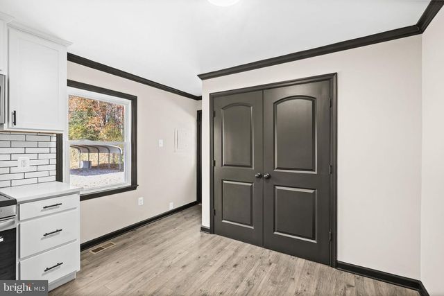 8236 ORMESBY LN, Woodford, VA 22580