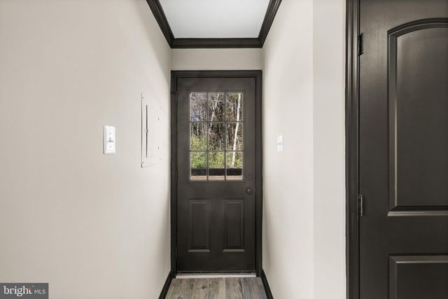 8236 ORMESBY LN, Woodford, VA 22580