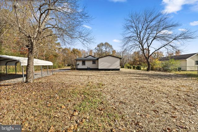 8236 ORMESBY LN, Woodford, VA 22580