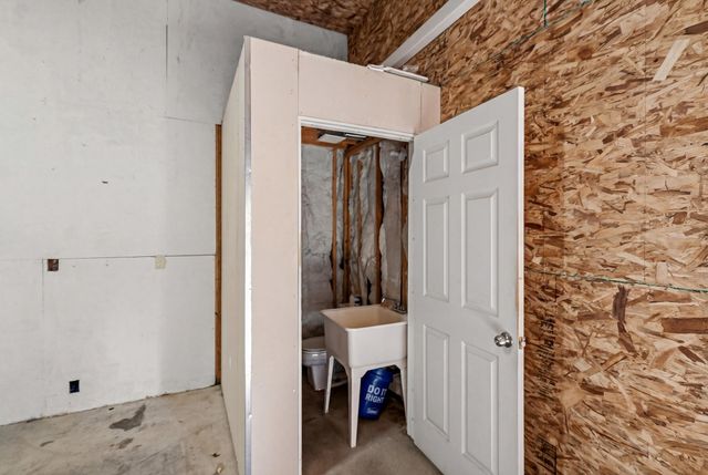 420 NW Savage Street, Grants Pass, OR 97526