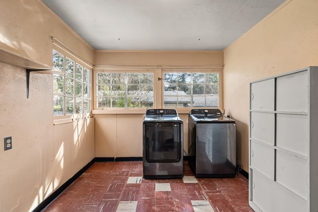 420 NW Savage Street, Grants Pass, OR 97526