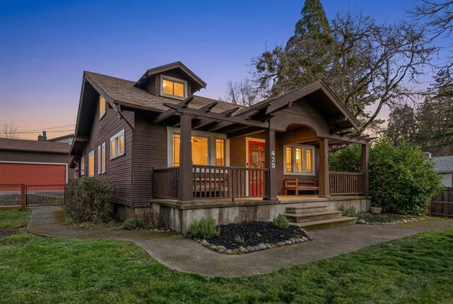 420 NW Savage Street, Grants Pass, OR 97526