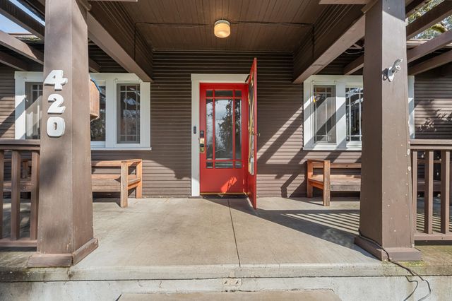 420 NW Savage Street, Grants Pass, OR 97526