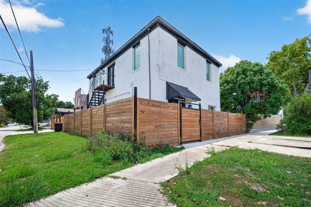3701 Hutchins Street, Houston, TX 77004