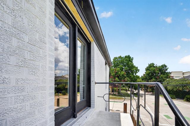 3701 Hutchins Street, Houston, TX 77004