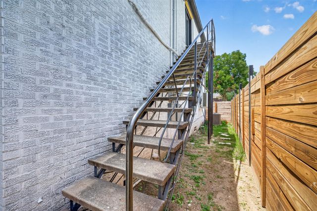 3701 Hutchins Street, Houston, TX 77004