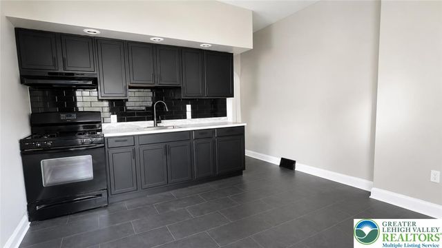 622 Locust, Bethlehem City, PA 18018