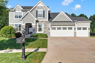 222 Grayleaf Court, Wentzville, MO 63385
