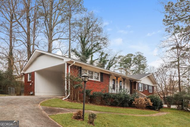 2992 Laura Lane, Lithia Springs, GA 30122