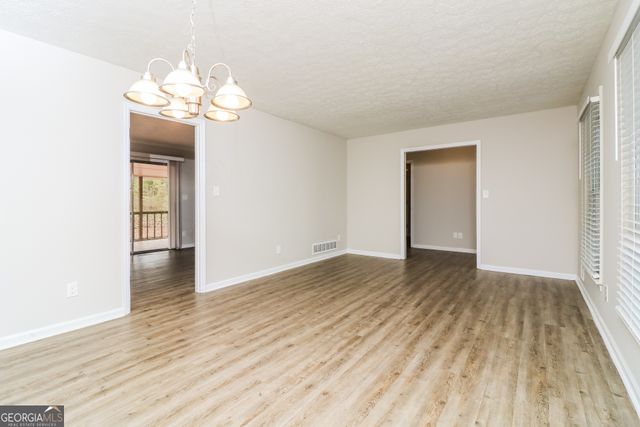 2992 Laura Lane, Lithia Springs, GA 30122