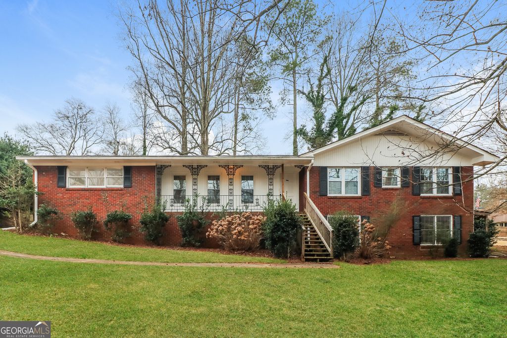2992 Laura Lane, Lithia Springs, GA 30122