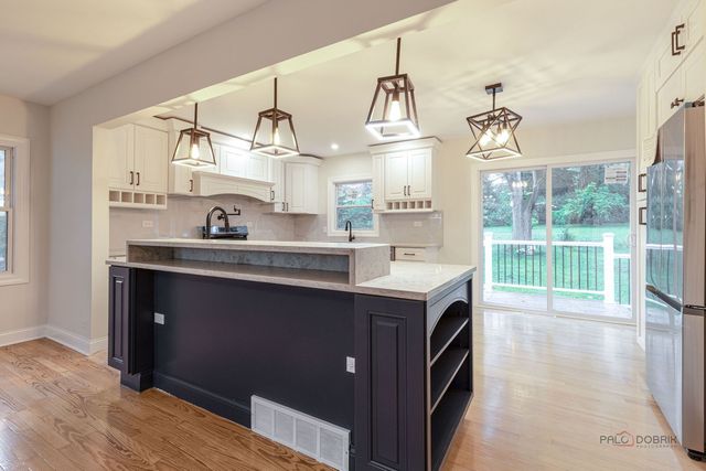 16705 Wolf Road, Orland Park, IL 60467