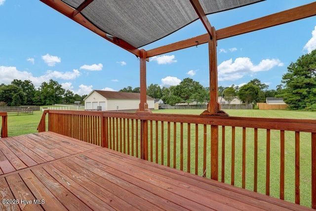 133 Derby Lane, Hampstead, NC 28443