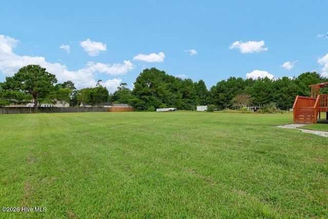 133 Derby Lane, Hampstead, NC 28443