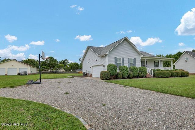 133 Derby Lane, Hampstead, NC 28443