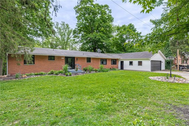 2735 Lower Bellbrook Road, Sugarcreek Twp, OH 45370